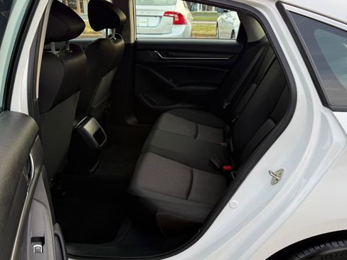 Used 2020 Honda Accord LX image 9