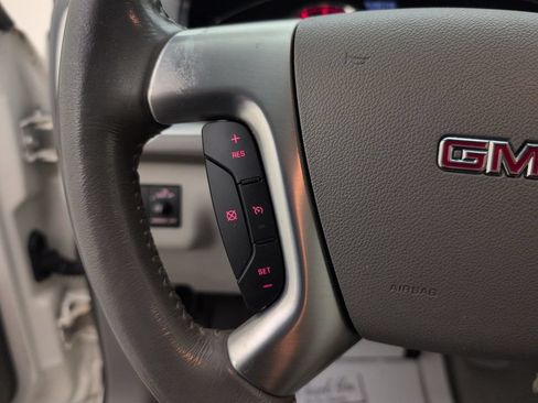 Used 2015 GMC Acadia SLT FWD image 36