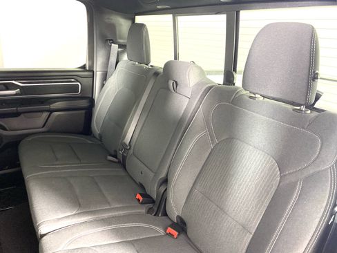 Used 2023 RAM 1500 Big Horn AWD/4WD image 34