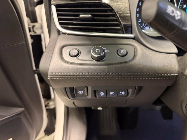 Used 2019 Buick LaCrosse Premium w/ Driver Confidence Package II FWD image 18
