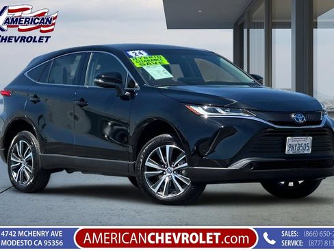Used 2024 Toyota Venza LE AWD/4WD image 1