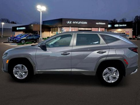 New 2026 Hyundai Tucson Blue SE w/ Tow & Go Package AWD/4WD image 3