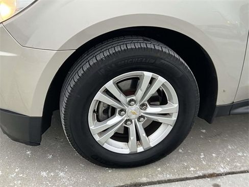 Used 2015 Chevrolet Equinox LT w/ Power Convenience Package image 10