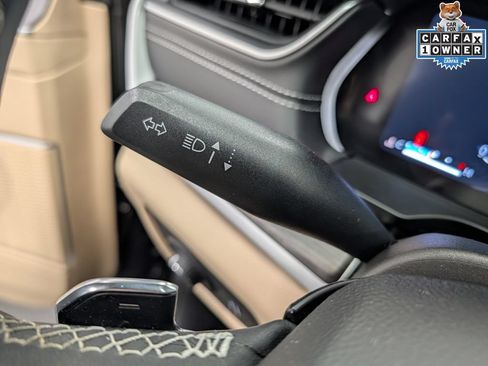 Used 2025 Jeep Grand Cherokee Limited AWD/4WD image 18
