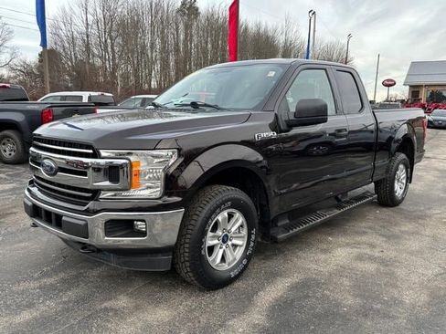 Used 2018 Ford F150 XLT image 3