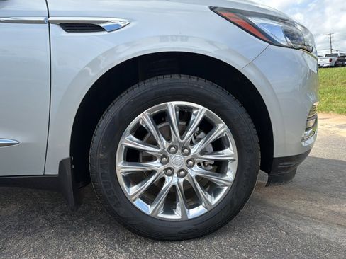 Used 2019 Buick Enclave Premium image 4