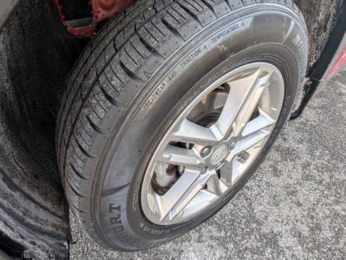 Used 2020 Hyundai Kona SE image 36