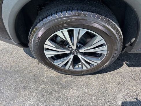 Used 2023 Nissan Rogue SV w/ SV Premium B Package AWD/4WD image 45