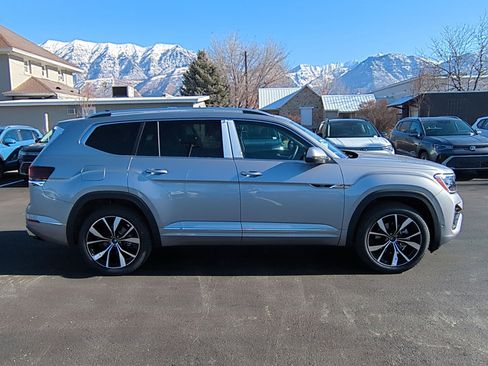 New 2026 Volkswagen Atlas SEL Premium R-Line AWD/4WD image 2