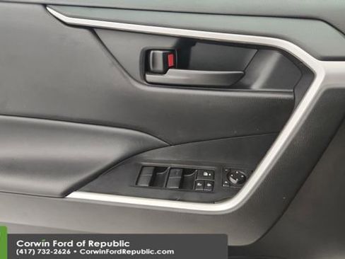 Used 2024 Toyota RAV4 LE image 19