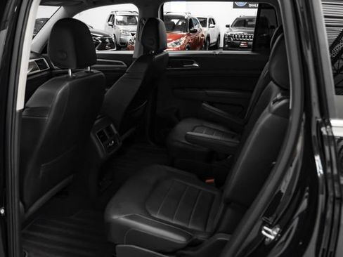 Used 2019 Volkswagen Atlas SEL Premium AWD/4WD image 35
