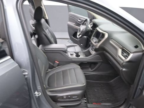 Used 2022 GMC Acadia Denali w/ Denali Ultimate Package AWD/4WD image 19