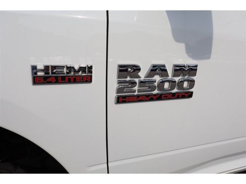 Used 2017 RAM 2500 Big Horn AWD/4WD image 39