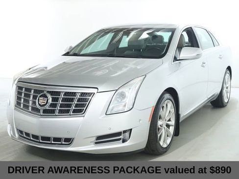 Used 2014 Cadillac XTS Luxury w/ Driver Awareness Package image 3