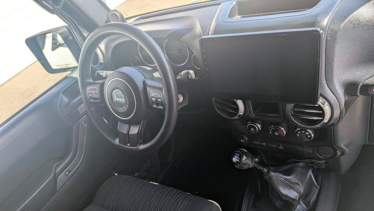 Used 2012 Jeep Wrangler Sport AWD/4WD image 16