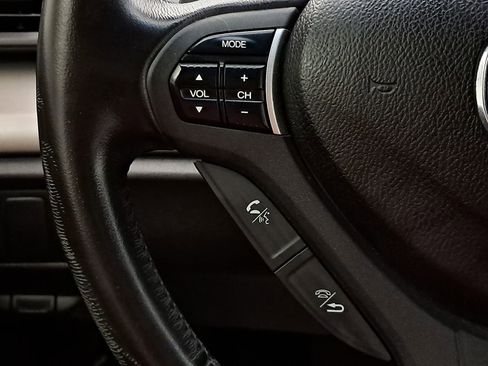 Used 2010 Acura TSX Sedan image 9