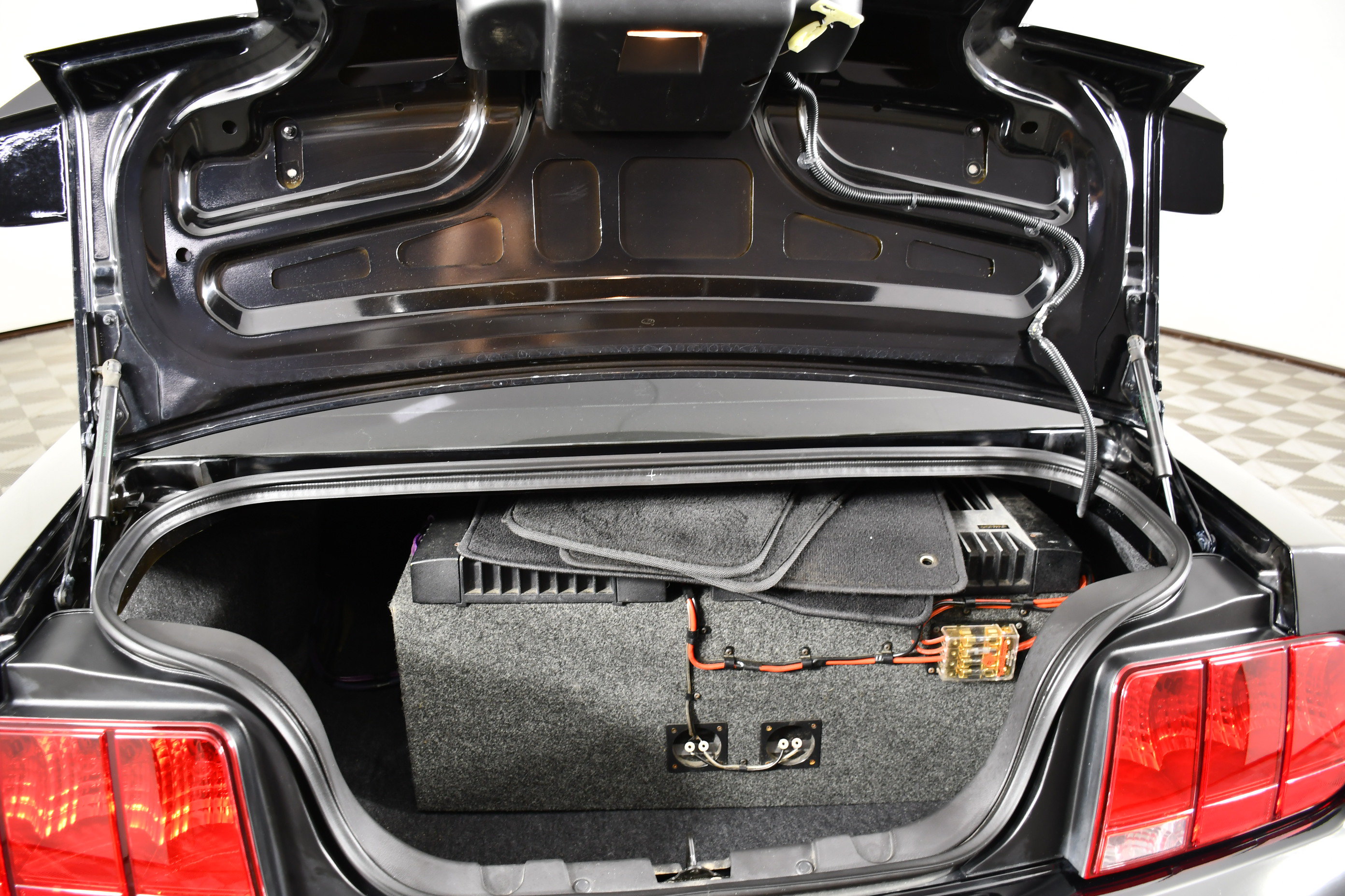 Used 2008 Ford Mustang GT RWD image 39