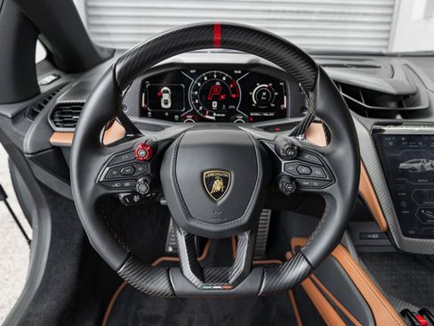 Used 2024 Lamborghini Revuelto AWD/4WD image 22