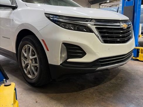 Used 2022 Chevrolet Equinox LT FWD image 3