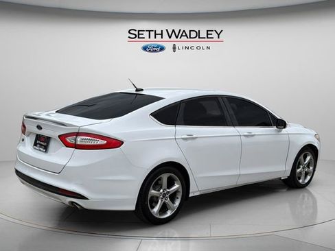 Used 2015 Ford Fusion SE w/ Equipment Group 201A image 7