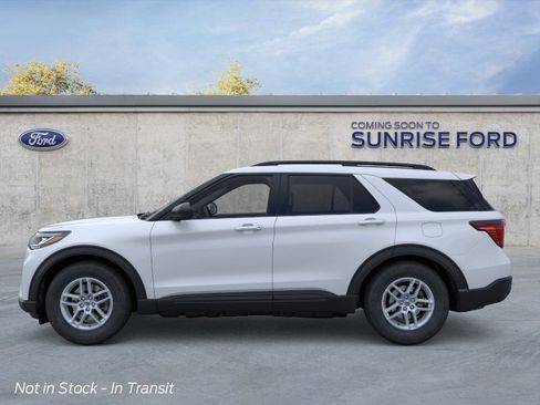 New 2026 Ford Explorer Active RWD image 3