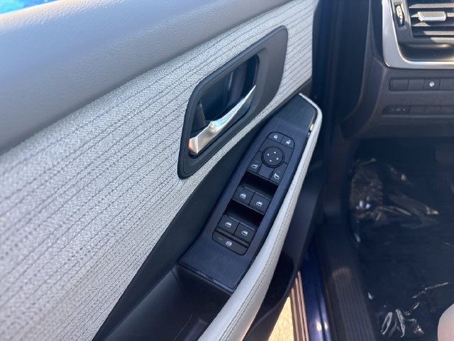 Certified 2023 Nissan Rogue SV AWD/4WD image 12