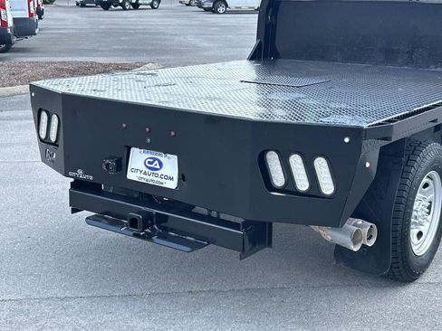 Used 2022 Ford F250 XL w/ Power Equipment Group AWD/4WD image 14