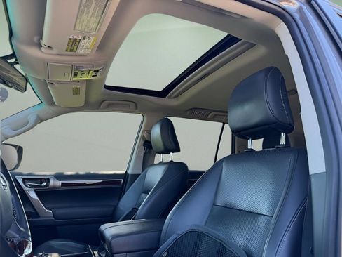 Used 2011 Lexus GX 460 w/ Comfort Plus Pkg AWD/4WD image 19