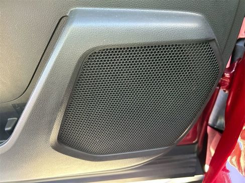 Used 2023 Toyota Highlander Limited image 26