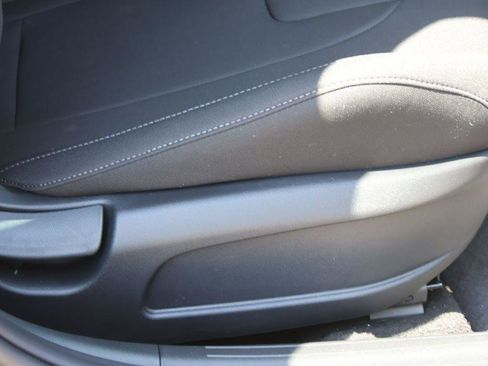 New 2026 Hyundai Elantra Sport FWD image 15