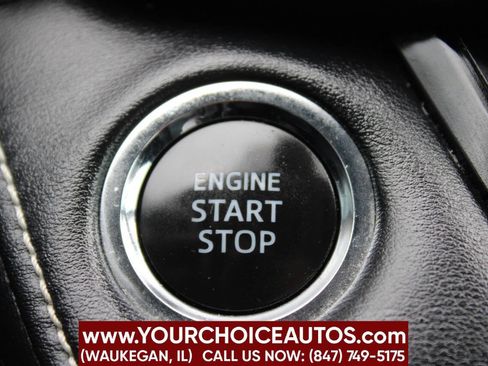 Used 2018 Toyota RAV4 Limited image 28