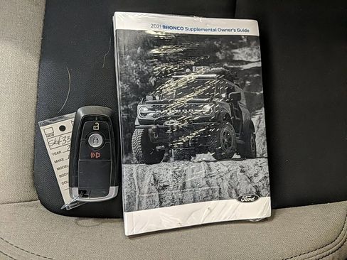 Used 2021 Ford Bronco Big Bend image 28