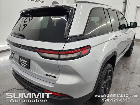 New 2025 Jeep Grand Cherokee Limited image 5