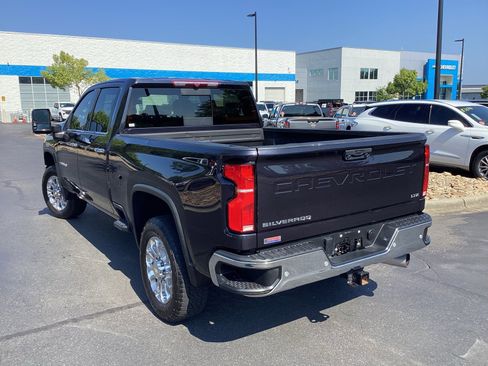 Used 2024 Chevrolet Silverado 2500 LTZ w/ LTZ Plus Package image 2