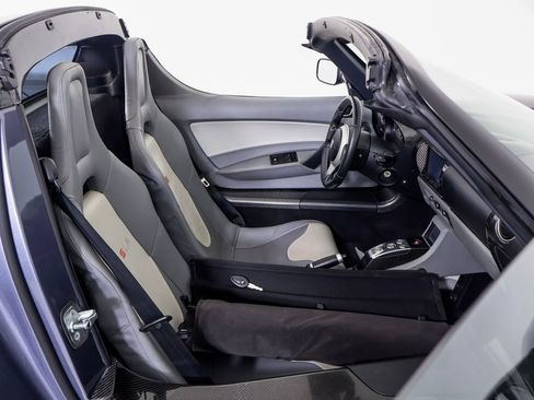 Used 2010 Tesla Roadster Sport RWD image 7