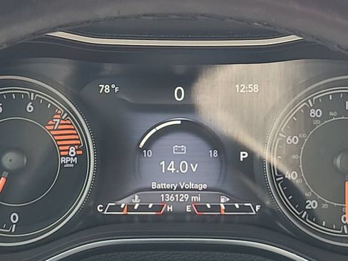 Used 2019 Jeep Cherokee Limited w/ Technology Group AWD/4WD image 16