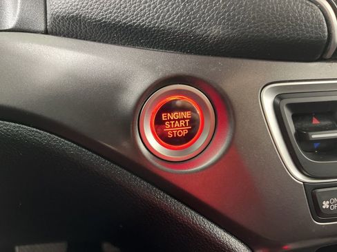 Used 2022 Honda Pilot Sport image 35