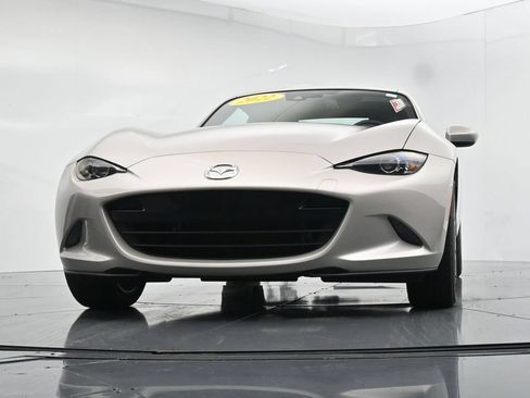 Used 2022 MAZDA MX-5 Miata RF Grand Touring w/ Weather Package RWD image 28