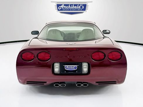Used 2003 Chevrolet Corvette Coupe w/ Preferred Equipment Group RWD image 6