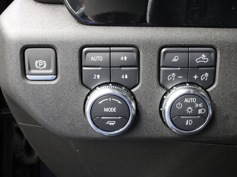 Used 2025 GMC Sierra 1500 Elevation w/ Elevation Premium Package AWD/4WD image 57