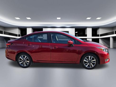 Used 2024 Nissan Versa SV FWD image 7