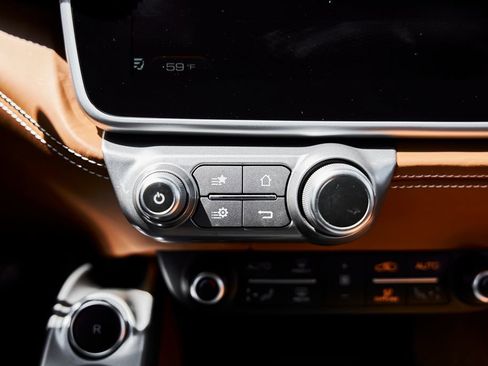 Used 2018 Ferrari GTC4Lusso image 72