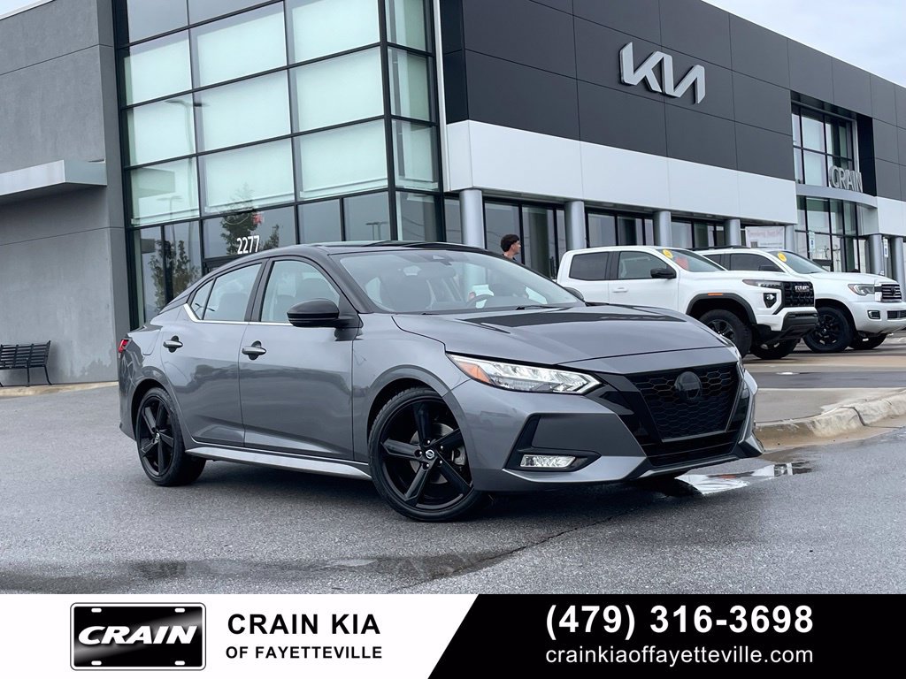 Used 2022 Nissan Sentra SR w/ Midnight Edition FWD image 1
