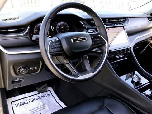 Used 2021 Jeep Grand Cherokee L Limited image 9