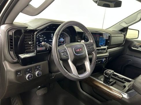 Used 2023 GMC Sierra 1500 Elevation image 14
