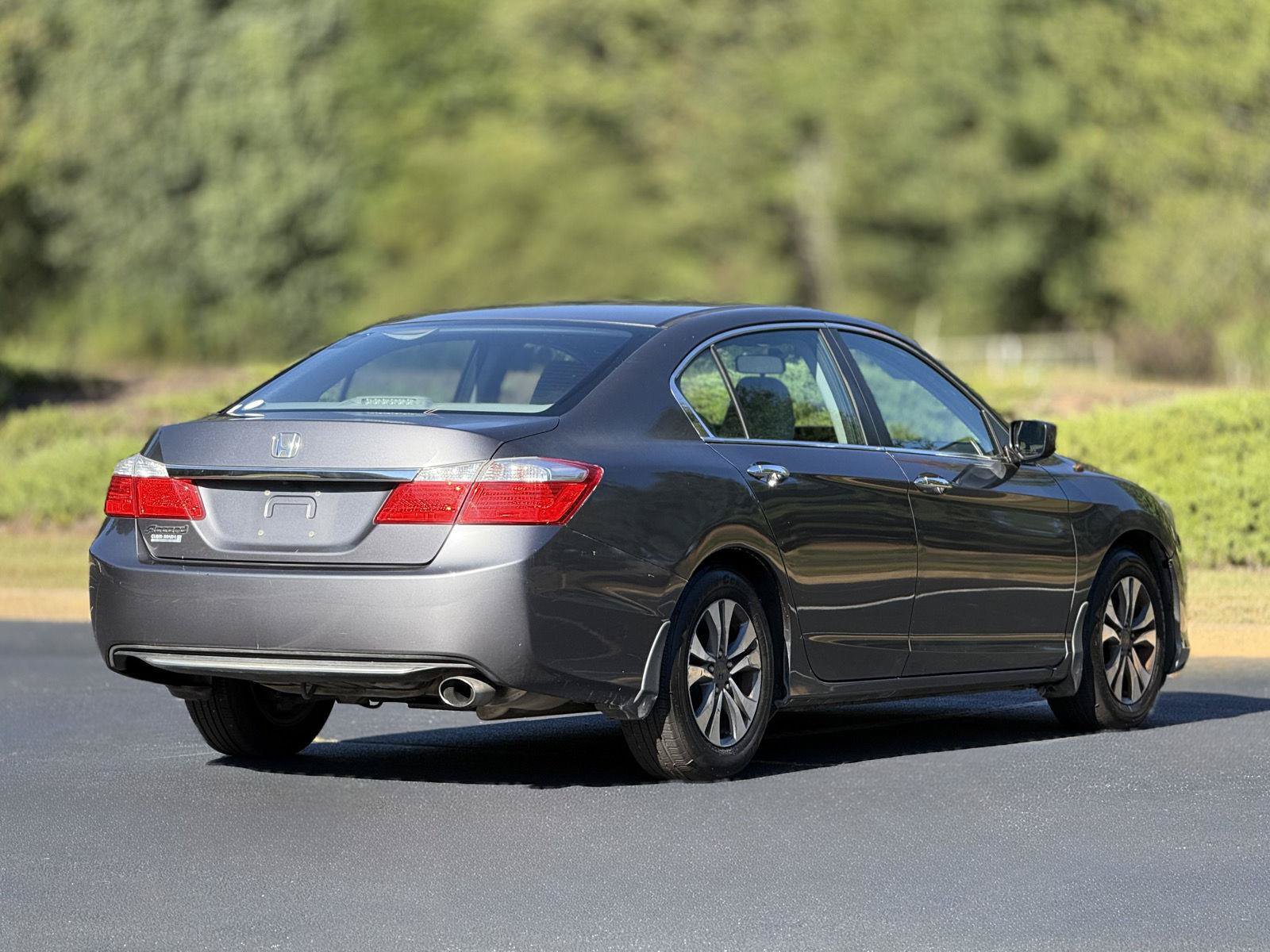 Used 2013 Honda Accord LX image 10