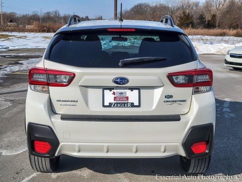Used 2023 Subaru Crosstrek 2.0i image 5