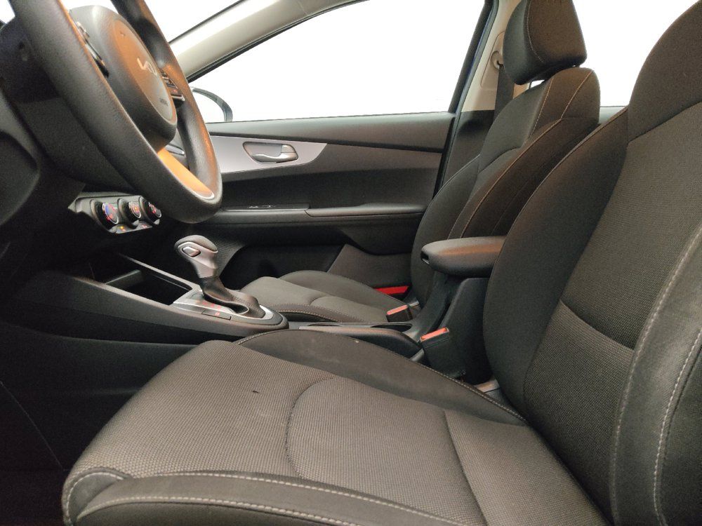 Used 2024 Kia Forte LXS FWD image 17