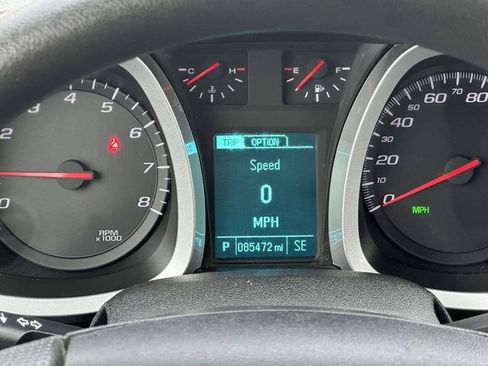 Used 2017 Chevrolet Equinox LT FWD image 25
