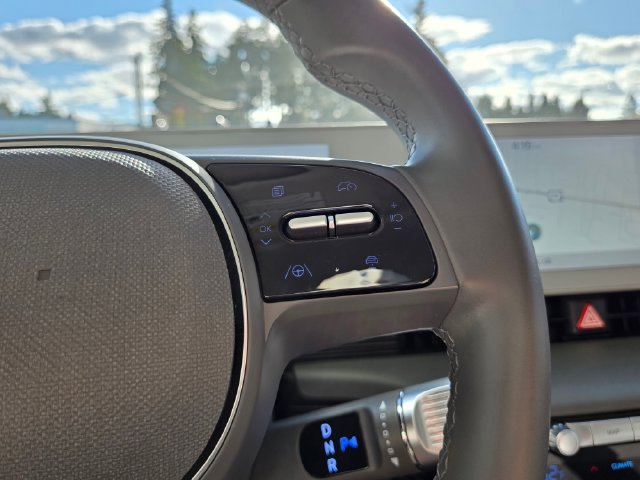 Used 2024 Hyundai Ioniq 5 SE RWD image 29